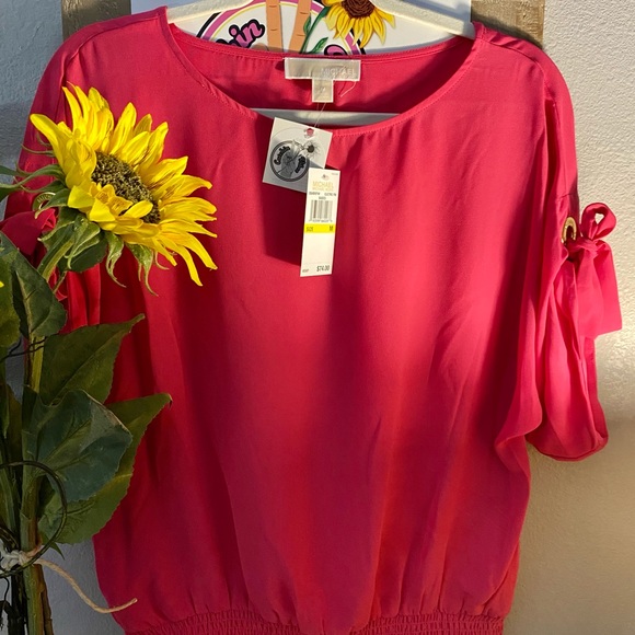 Michael Kors Electric Pink Top - Picture 5 of 5